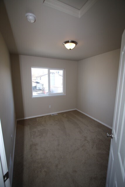 Building Photo - 3 Bedroom Townhouse near Midtown!
