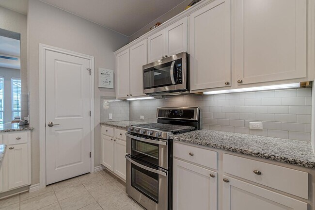 Building Photo - 108 Mulligan Dr