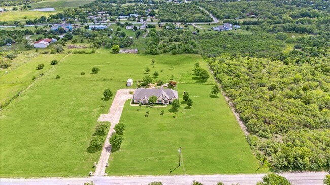 Building Photo - 144 Escondido Dr