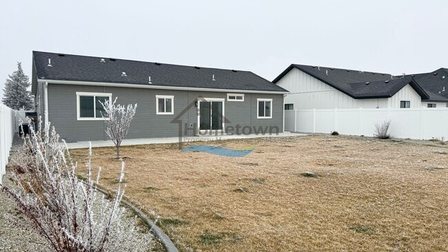Building Photo - Spacious 4 Bedroom, 2 Bath Home in South Hill Subdivision – Burley, ID