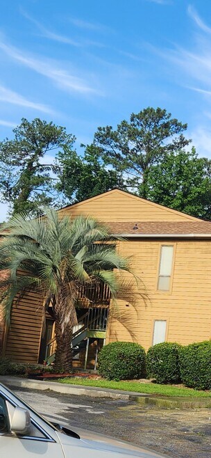 Building Photo - 207 Weddell St