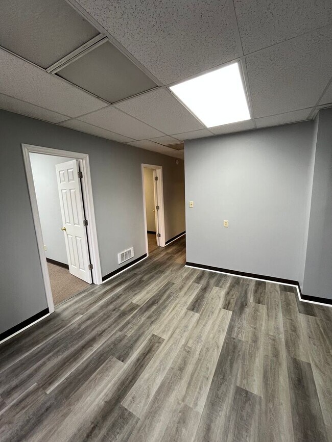 Building Photo - 34 N Baltimore Ave