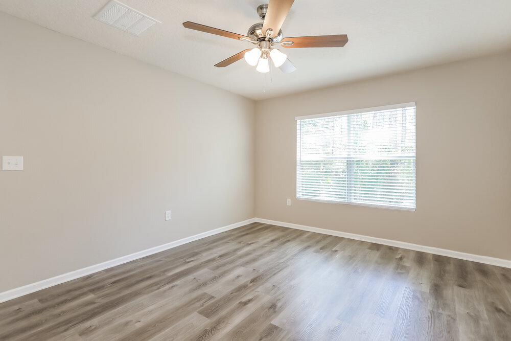 Building Photo - 11454 Carson Lake Dr