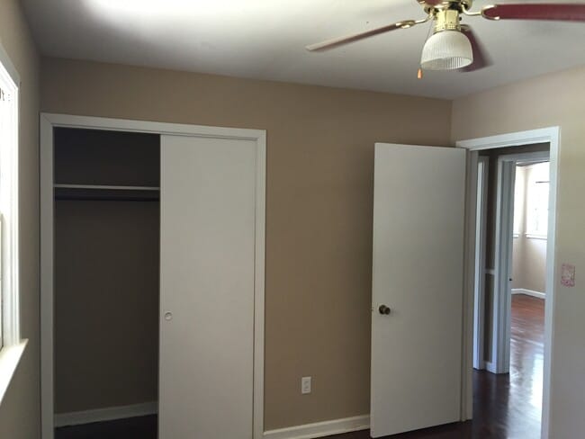 Building Photo - **UPCOMING**Near Ft. Benning. Columbus, GA  Bedroom 4 / 1 Full Bathroom & 2 Half Bathroom Home fo...