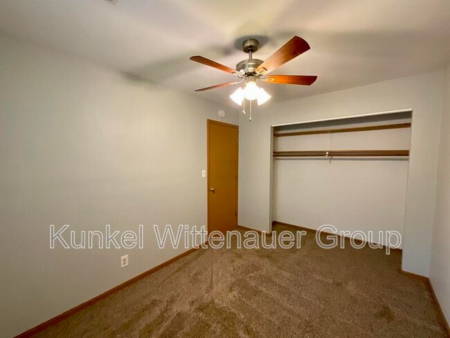 Building Photo - 1705 Jamestown Rd