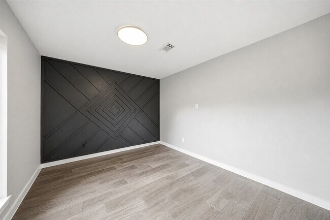 Building Photo - 15414 Ripplestream Dr