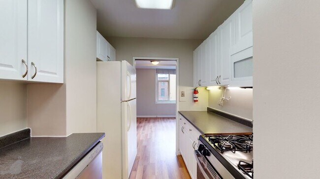 Building Photo - 1545 18th St NW