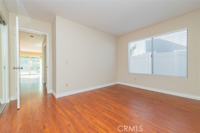 Building Photo - 8 Bayview