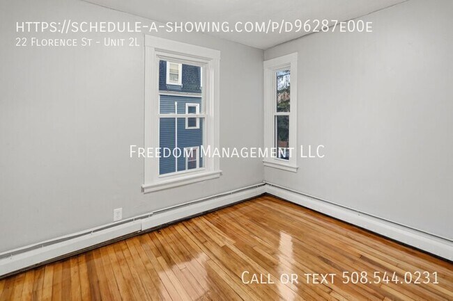 Building Photo - 22 Florence St