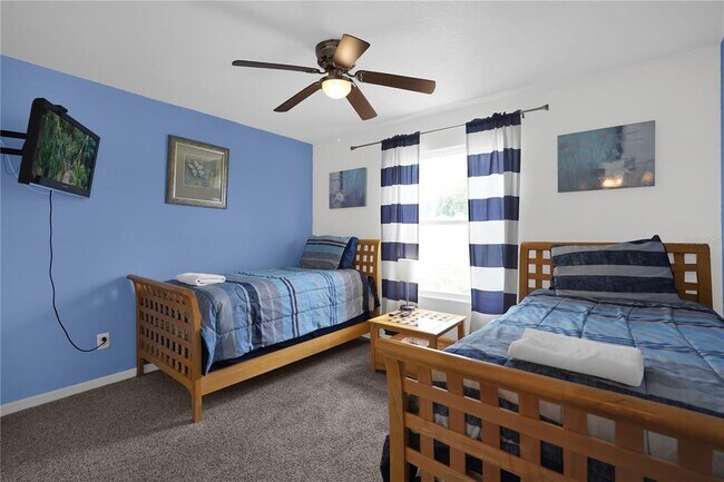 Building Photo - 204 Gleneagles Dr