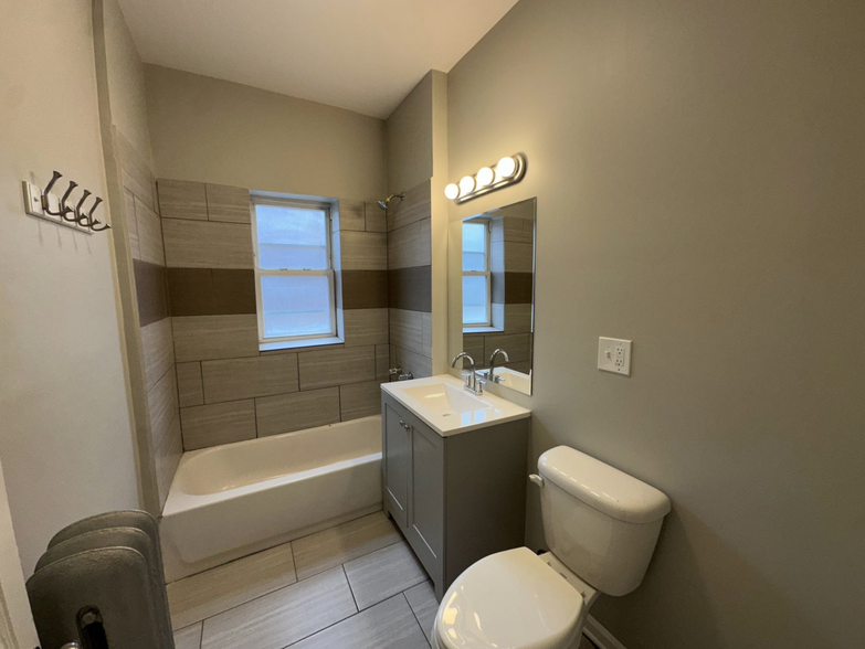 New Bathroom - 4900 N Saint Louis Ave