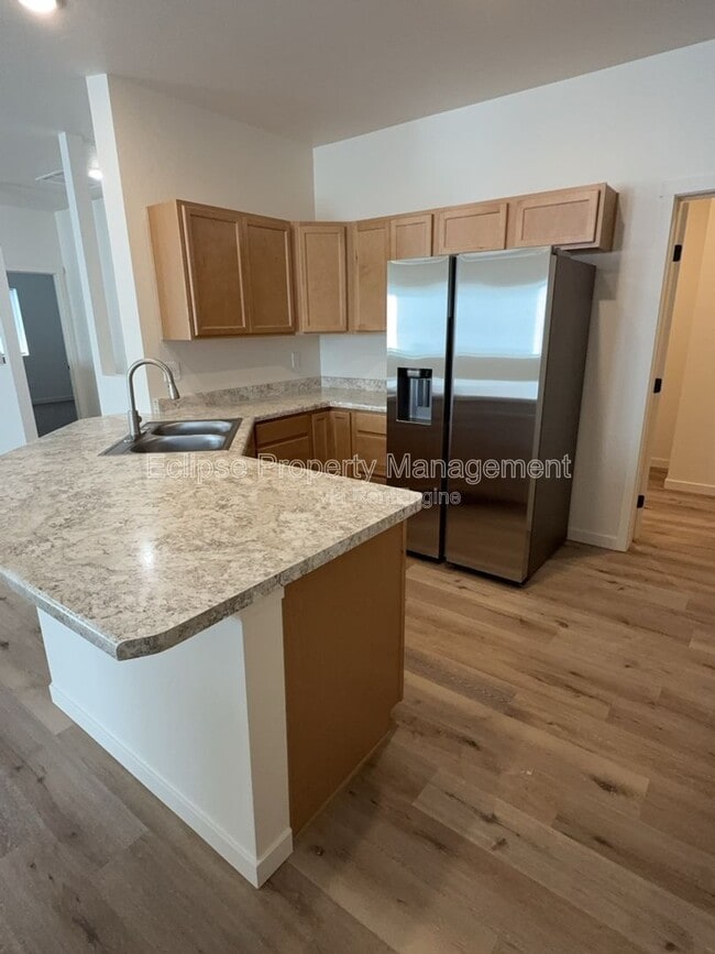 Building Photo - 2638-B 1/2 B 1/2 Rd