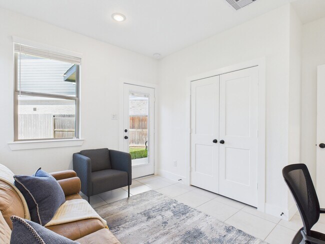 Building Photo - 15819 Black Grouse Dr