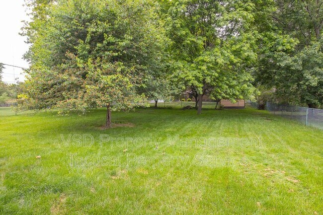 Building Photo - 6188 Cabrini Ln