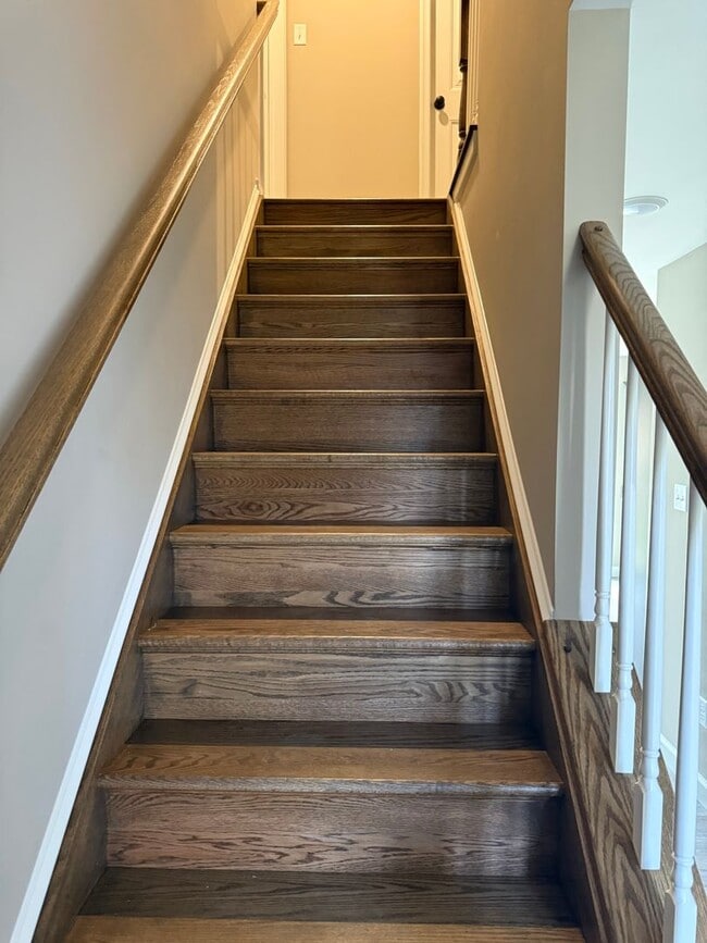 Building Photo - 243 Woodridge Dr