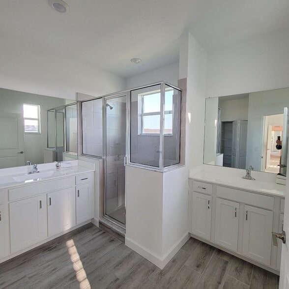 Building Photo - 8978 Zevon Ct