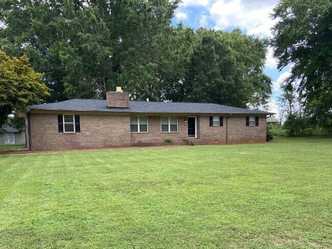 Primary Photo - NOW AVAILABLE! 4475 Goodman Lake Rd, Salis...