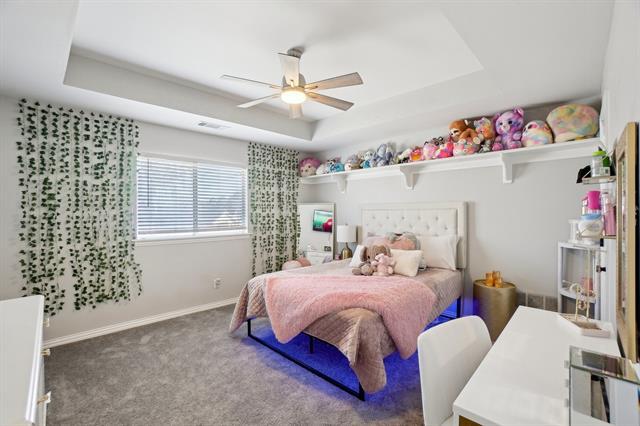Building Photo - 208 Wellington Oaks Pl