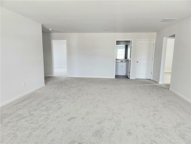Building Photo - 710 Brookfield Dr