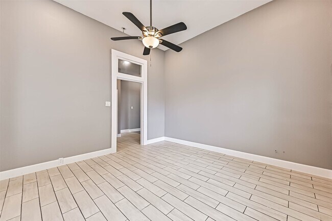 Building Photo - 2914 Avenue K Ave