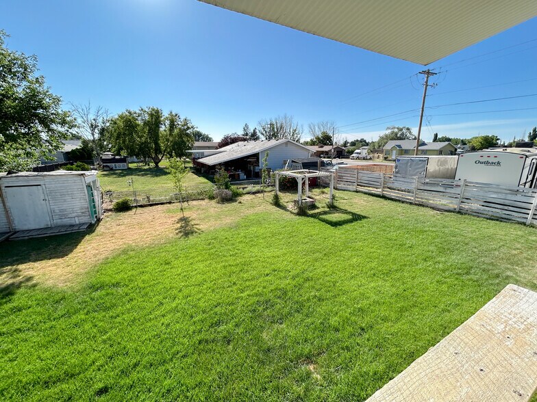 Building Photo - 777 N 1000 W