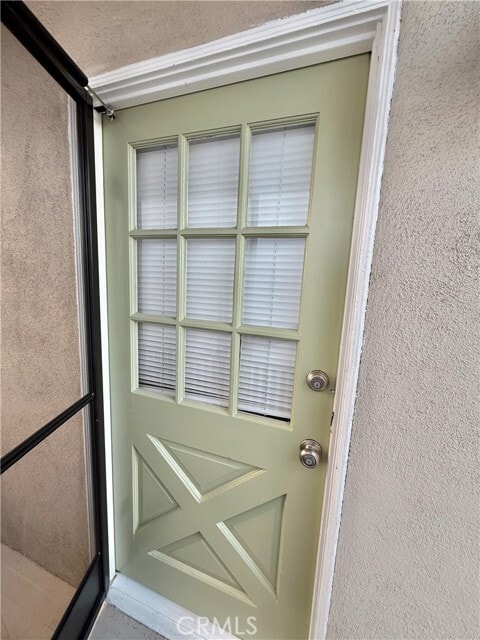 Building Photo - 24 10th Ct