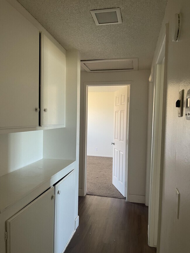 Building Photo - 7301 California City Blvd