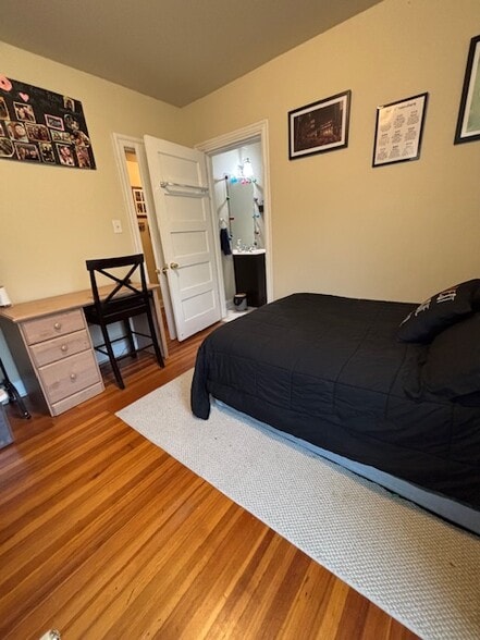 Additional Master Bedroom Suite - 1501 N Broom St