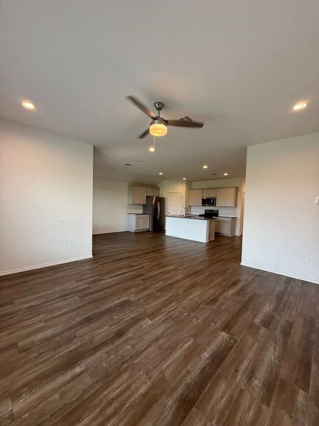 Building Photo - 5037 Almond Ter Dr