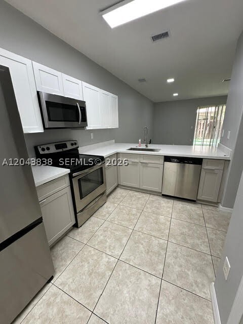 Building Photo - 15305 SW 89th Terrace