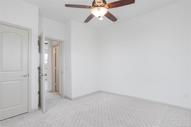 Building Photo - 228 Barton Oak Trl