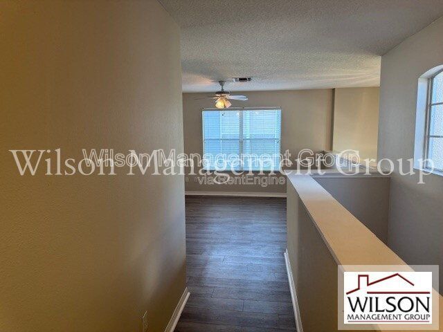 Building Photo - 1232 Willow Branch Dr