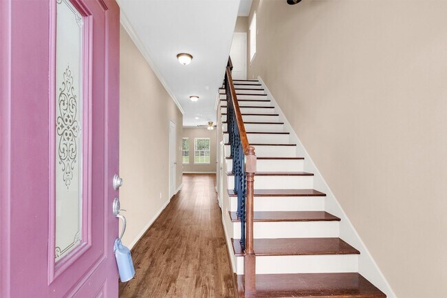 Building Photo - 26152 Avenue E