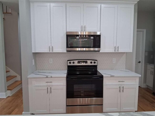 Building Photo - 3180 Tackett Rd