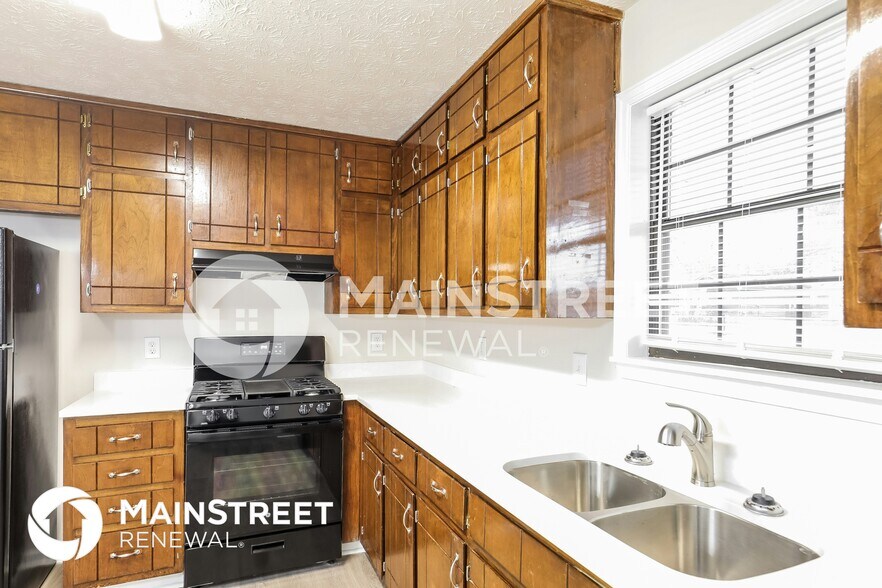 Building Photo - 6332 Steepleridge Ct