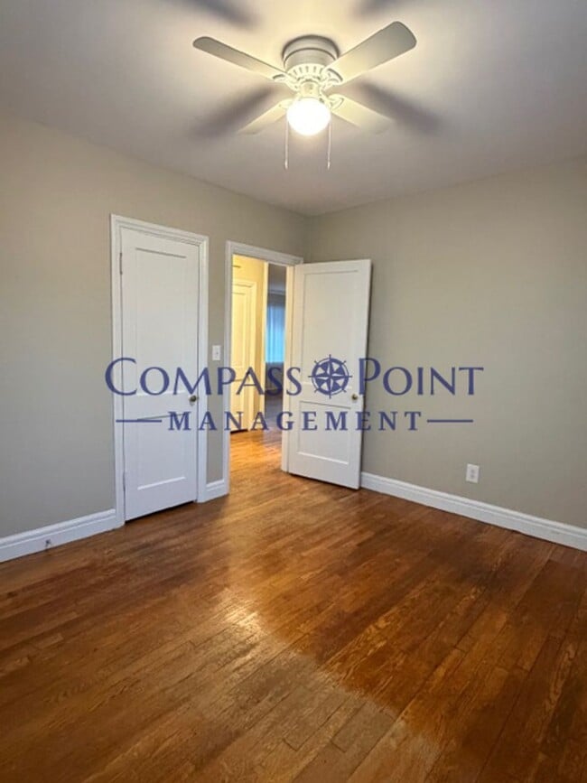 Building Photo - Your New Home Awaits! First Month Rent Free!!!