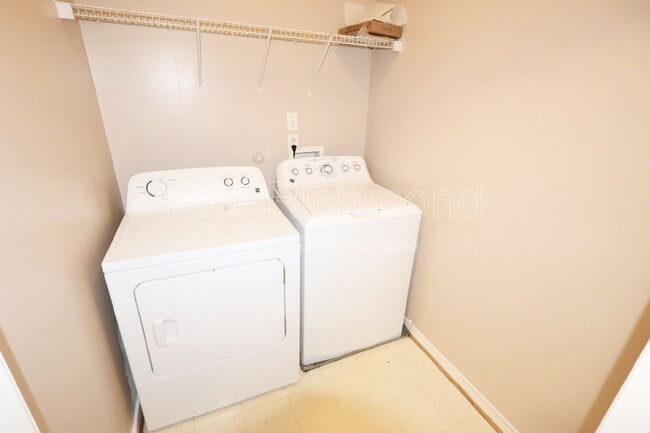 Building Photo - 3713 Mill Meadow Dr