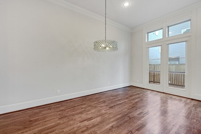 Building Photo - 5731 Kiam St