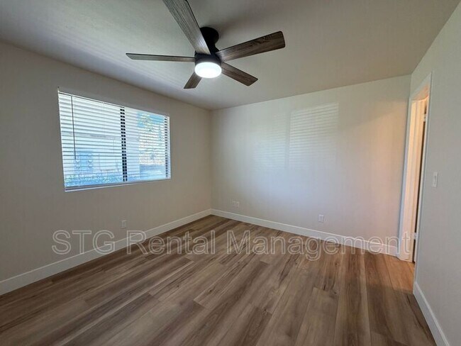 Building Photo - 462 W 300 N