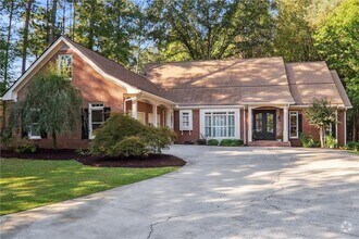 Building Photo - 8900 River Trace Dr