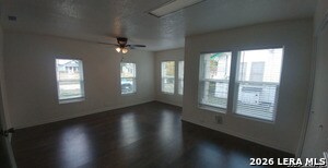 Building Photo - 134 Ward Ave