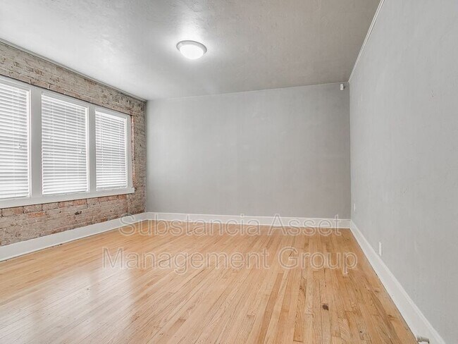 Building Photo - 429 NW 11th St