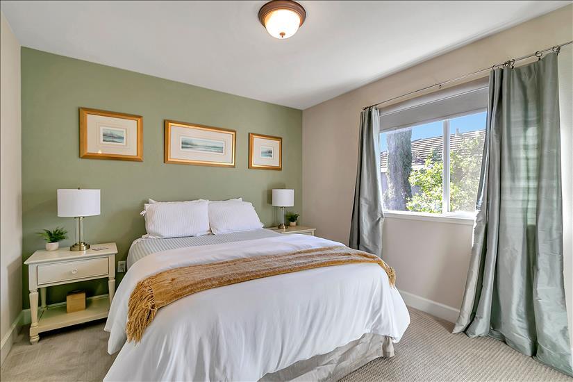 Bedroom 3 - 1504 Pear Tree Ln