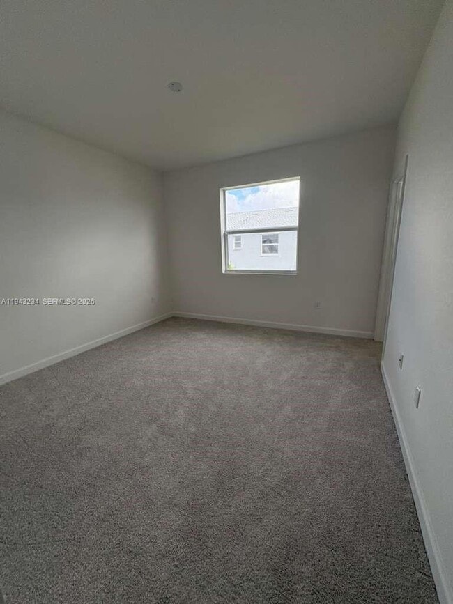 Building Photo - 35663 SW 178th Ct