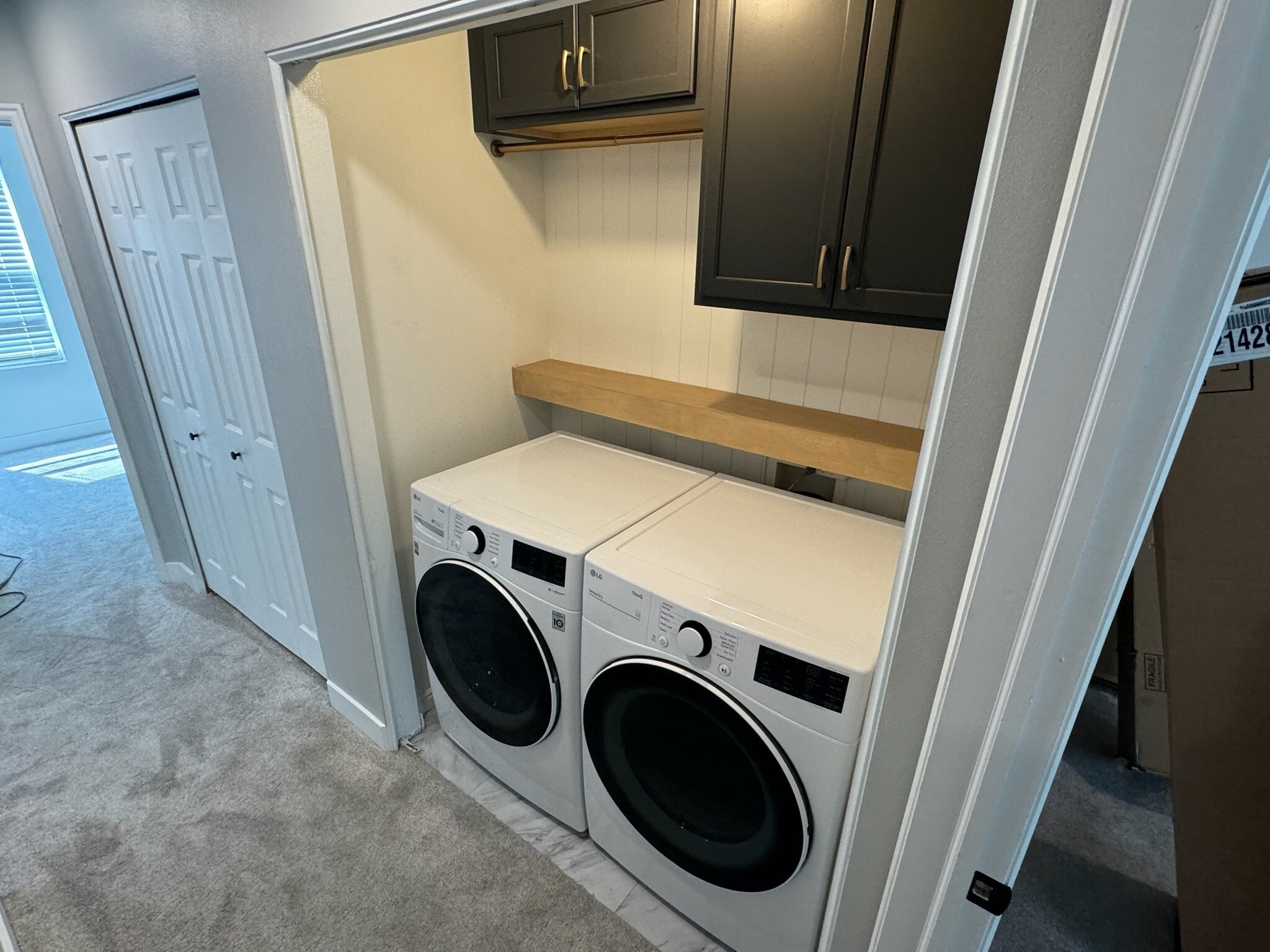 Building Photo - 14190 S Flowerfield Cir