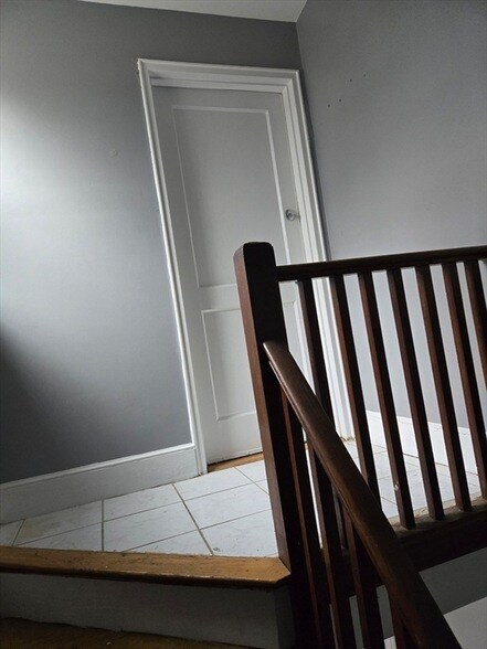 Building Photo - 114 Faraday St