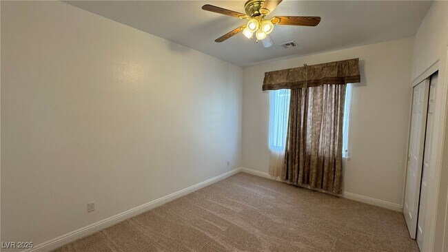 Building Photo - 10066 Golden Bluff Ave
