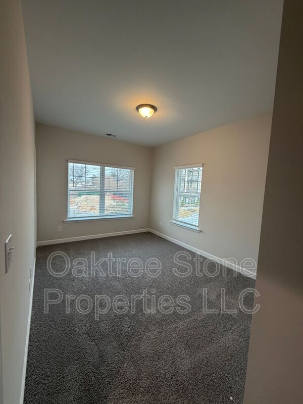 Building Photo - 1973 Hollywood Rd