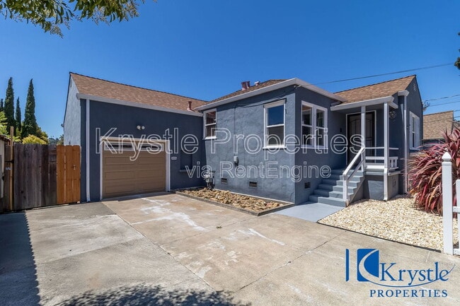 Building Photo - 2139 El Dorado St