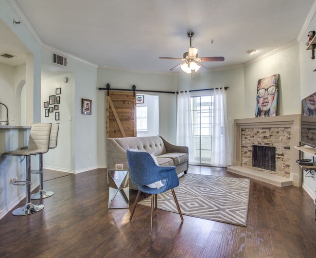 Building Photo - 3310 Fairmount-14405